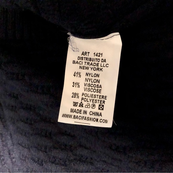 Baci small navy fitted, stretch-knit, long, cozy, boat neck sweater - Picture 6 of 7